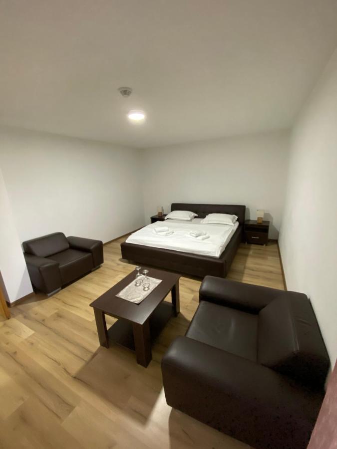 Motel OAZA Cazin Buitenkant foto