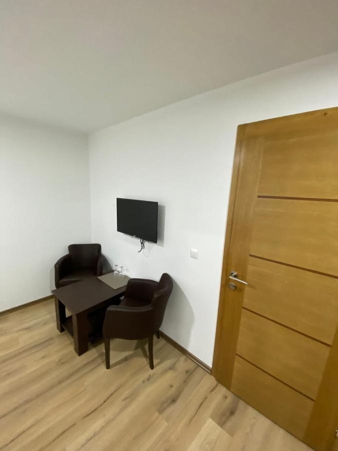 Motel OAZA Cazin Buitenkant foto